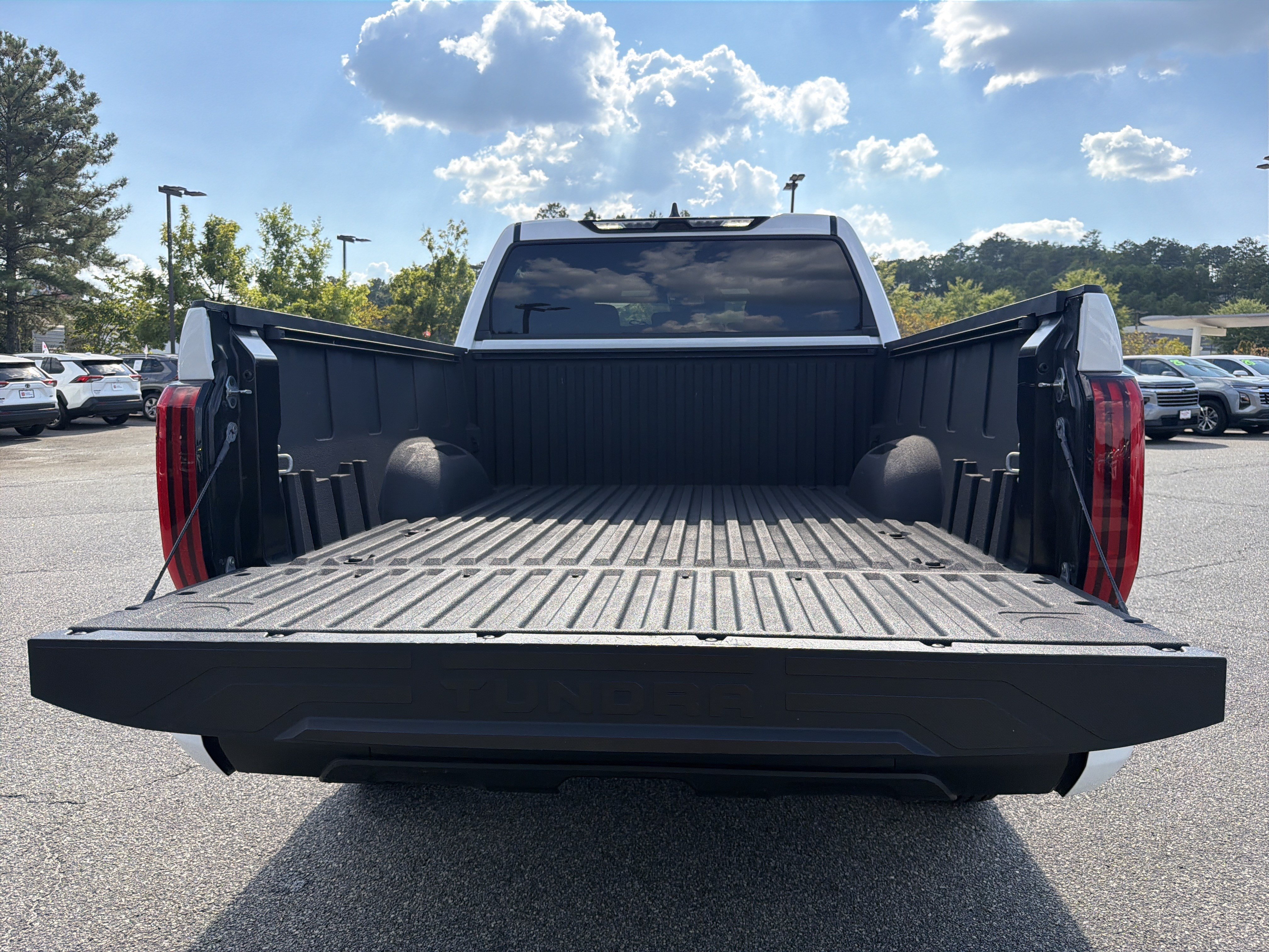 Certified 2025 Toyota Tundra SR AWD/4WD image 29