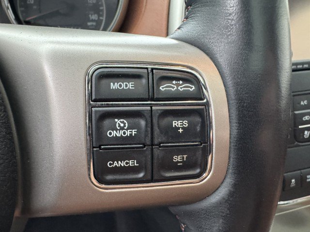 Used 2012 Jeep Grand Cherokee Overland Summit AWD/4WD image 24