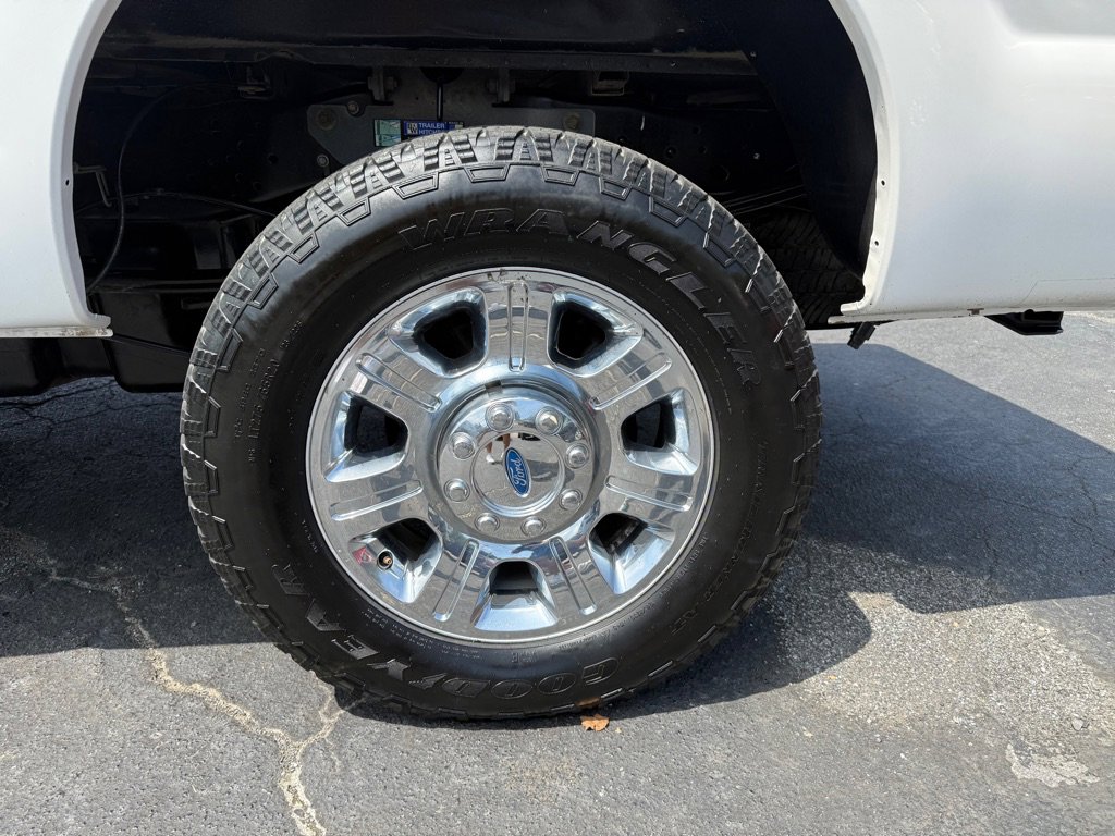 Used 2015 Ford F250 Lariat w/ Chrome Package AWD/4WD image 22