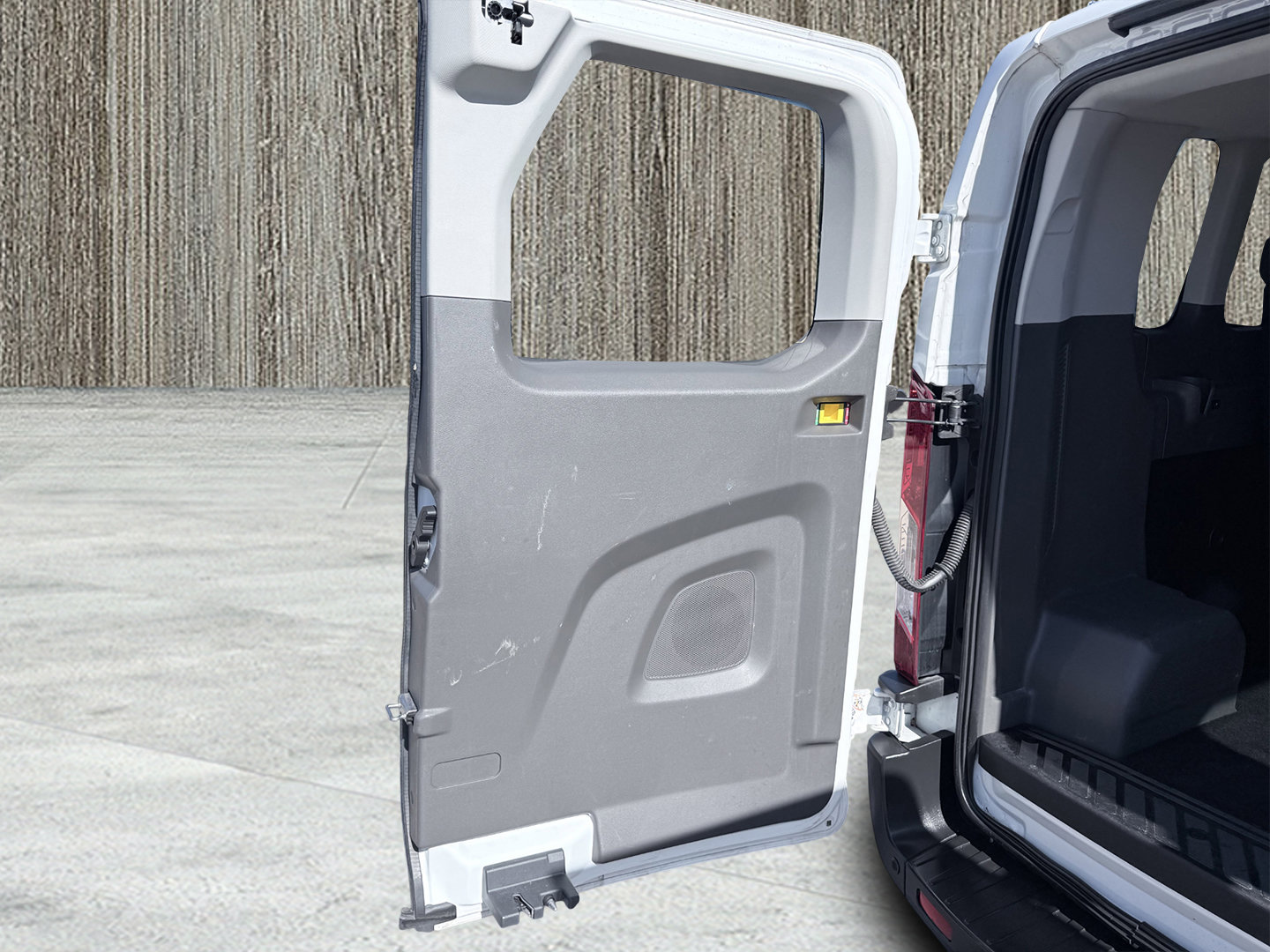 Used 2023 Ford Transit 350 XLT image 60