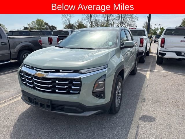 Used 2025 Chevrolet Equinox LT w/ Safety and Technology Package image 2