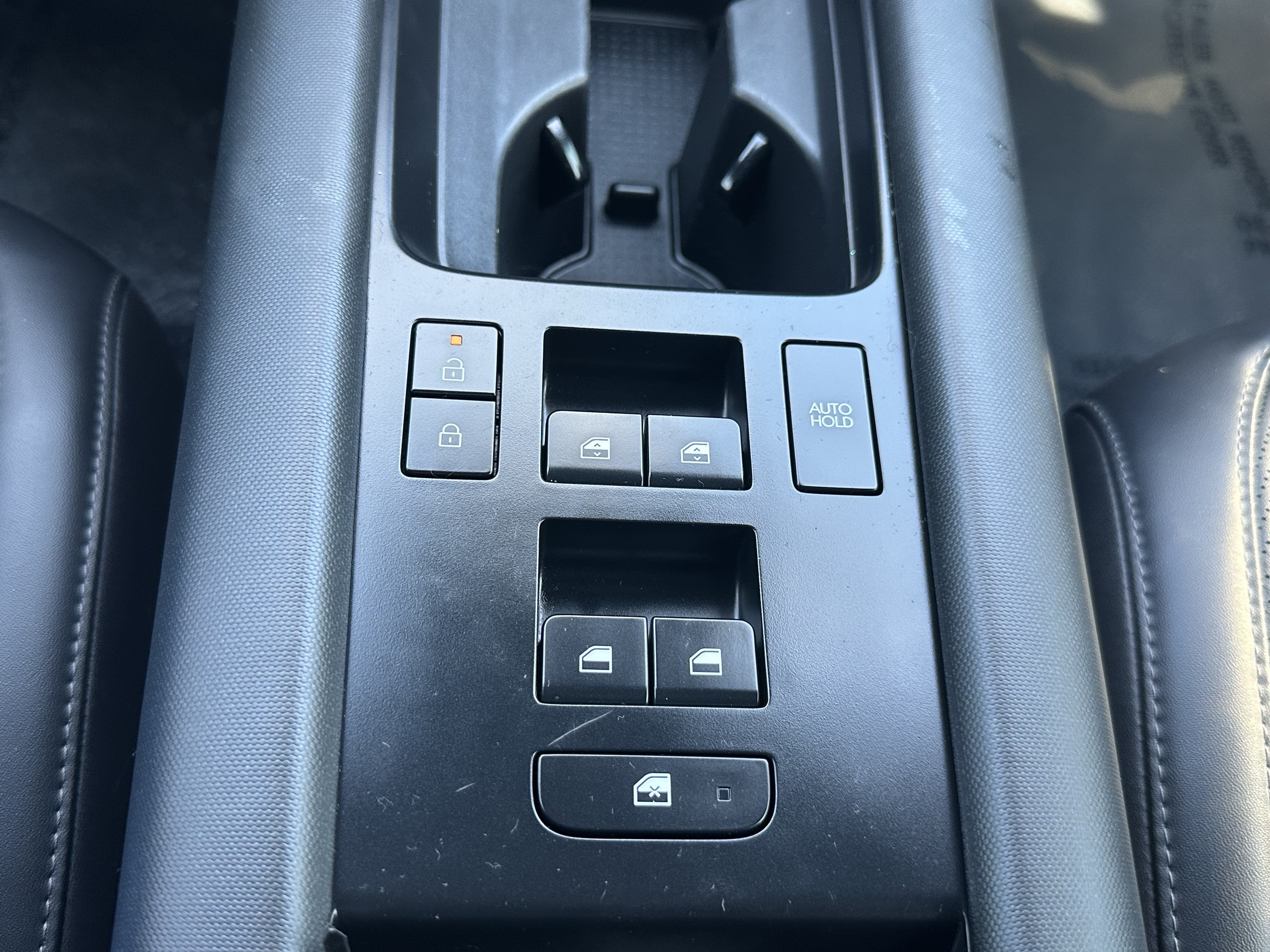 Used 2023 Hyundai Ioniq 6 Limited RWD image 33