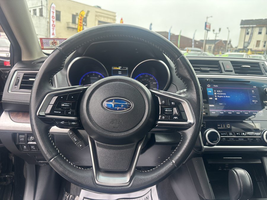 Used 2019 Subaru Outback 2.5i Limited AWD/4WD image 17