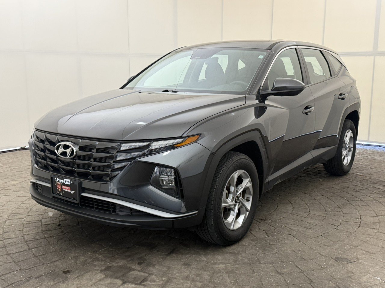 Used 2024 Hyundai Tucson SE AWD/4WD image 3
