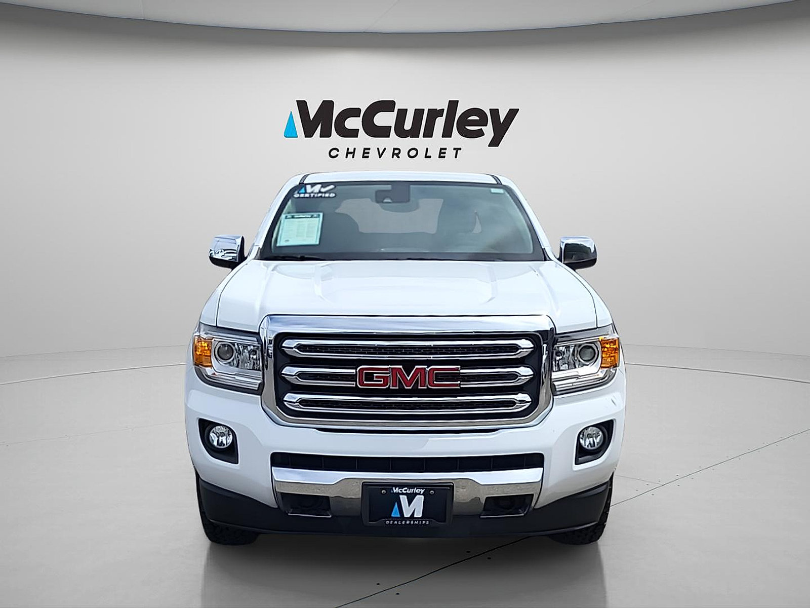Used 2018 GMC Canyon SLT w/ Driver Alert Package AWD/4WD image 2