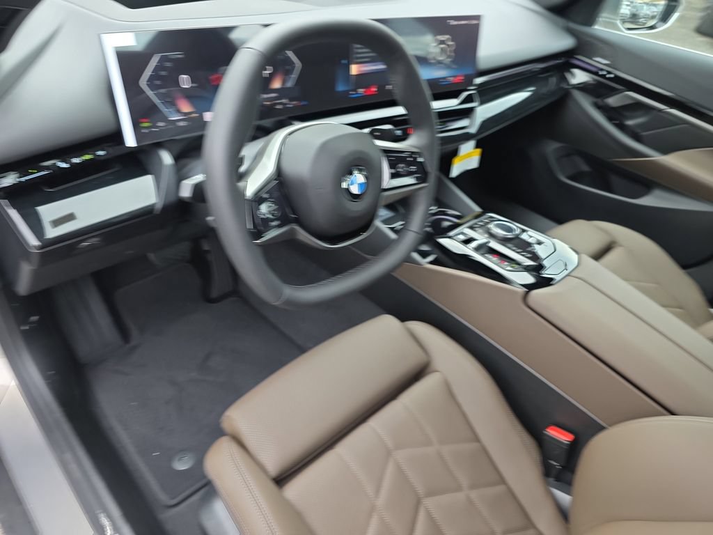 New 2026 BMW 530i xDrive w/ Premium Package AWD/4WD image 9