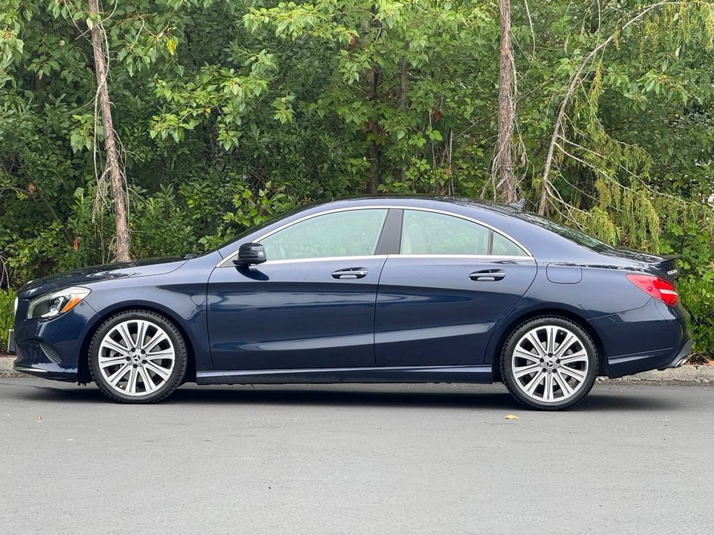Used 2018 Mercedes-Benz CLA 250 4MATIC image 3