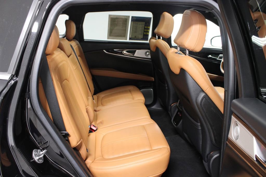 Used 2023 Lincoln Nautilus Black Label w/ Cargo Utility Package image 33