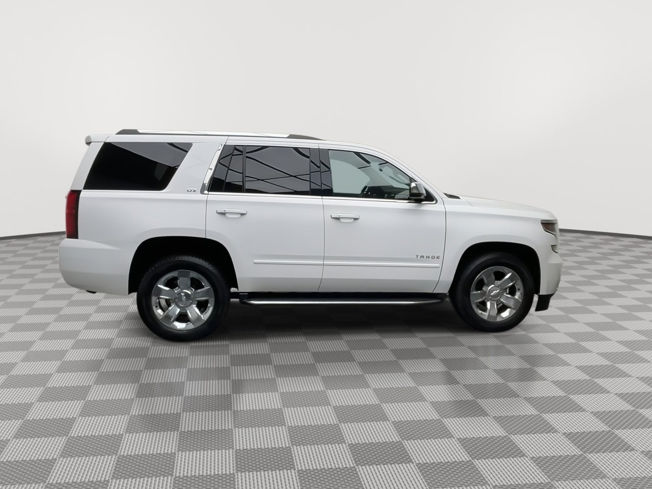 Used 2015 Chevrolet Tahoe LTZ w/ Max Trailering Package AWD/4WD image 41