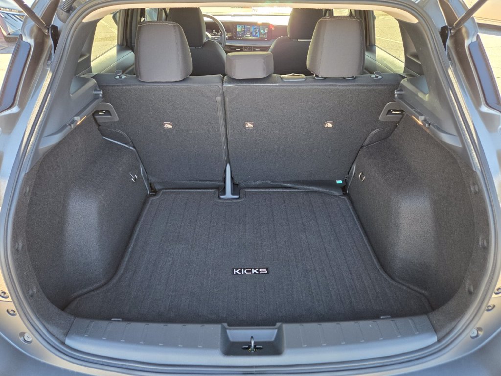 New 2027 Nissan Kicks SV w/ SV Premium Package FWD image 19