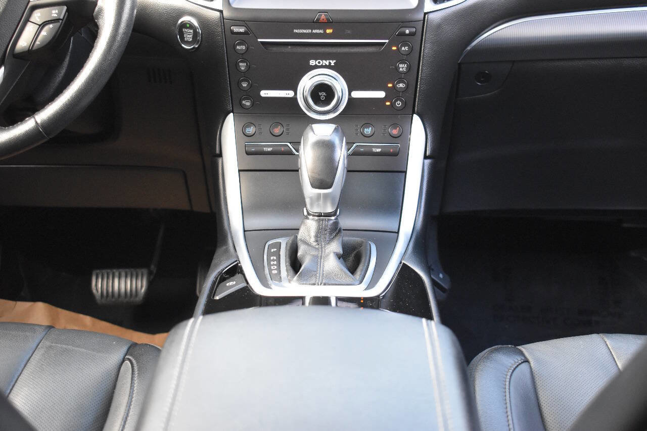 Used 2017 Ford Edge Titanium w/ Equipment Group 301A image 32