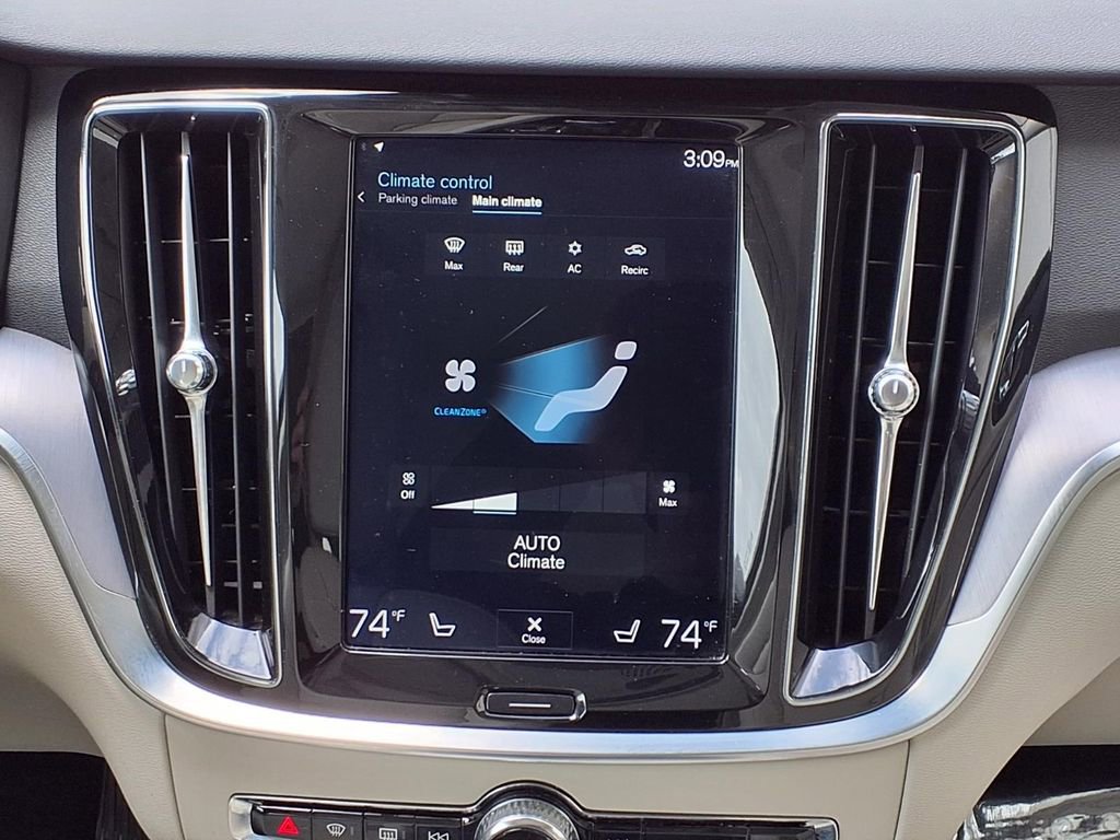 Used 2019 Volvo S60 T5 Momentum w/ Premium Package FWD image 18