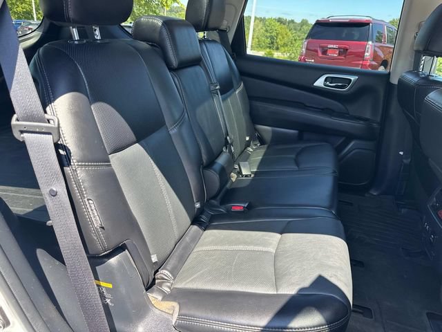 Used 2020 Nissan Pathfinder Platinum AWD/4WD image 25