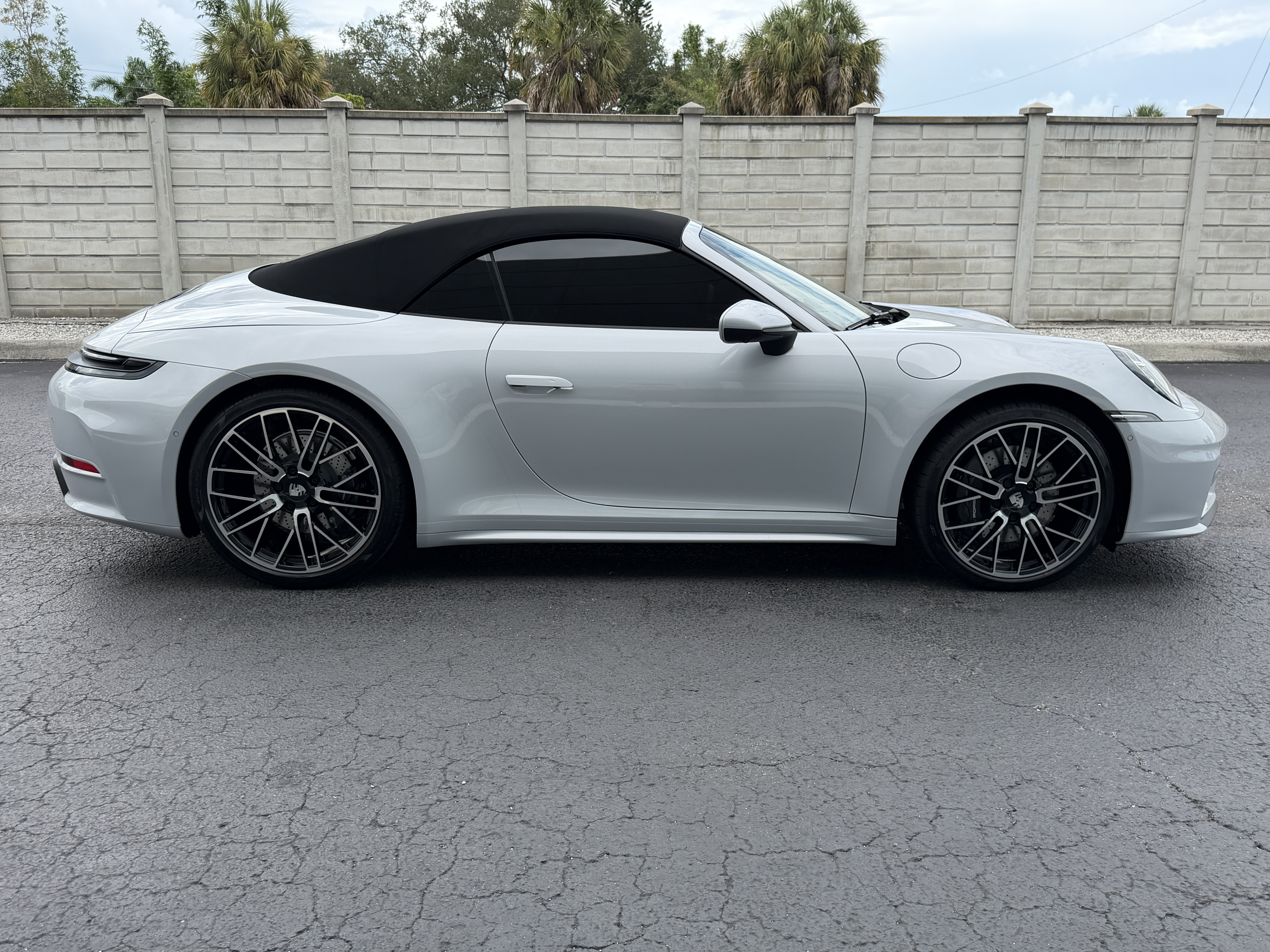 Used 2026 Porsche 911 Carrera RWD image 7