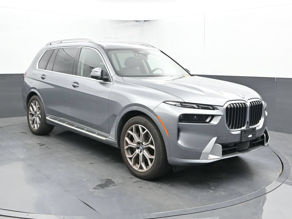 Used 2026 BMW X7 xDrive40i AWD/4WD image 6
