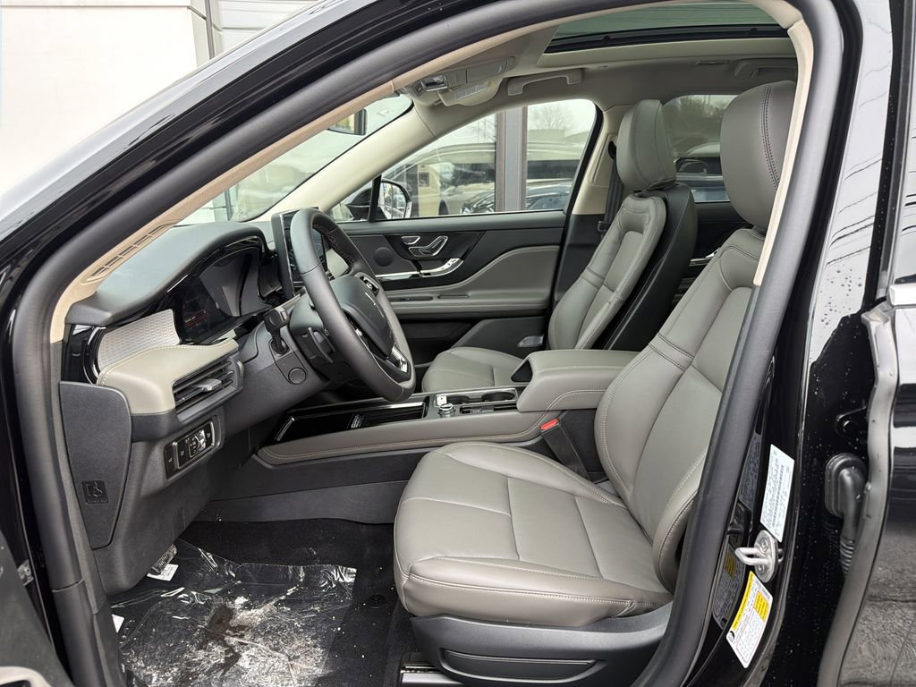 New 2026 Lincoln Corsair Premiere AWD/4WD image 5
