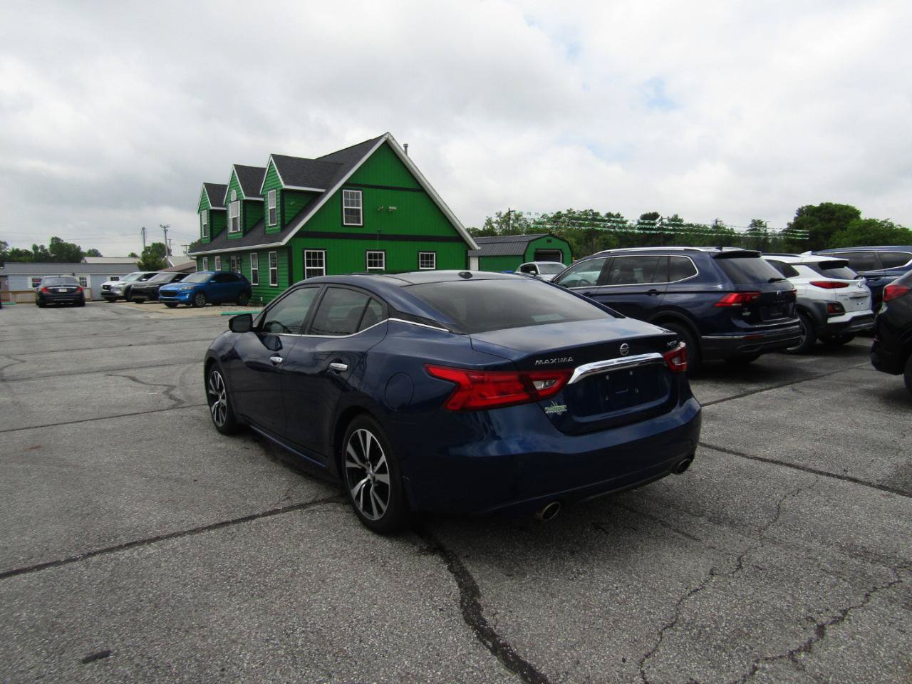 Used 2018 Nissan Maxima Platinum FWD image 5