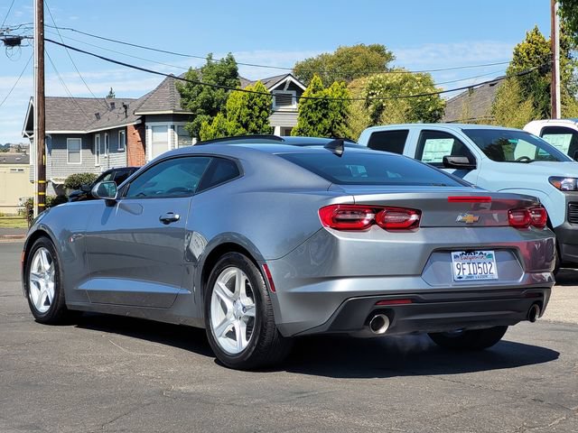Used 2023 Chevrolet Camaro LT RWD image 8