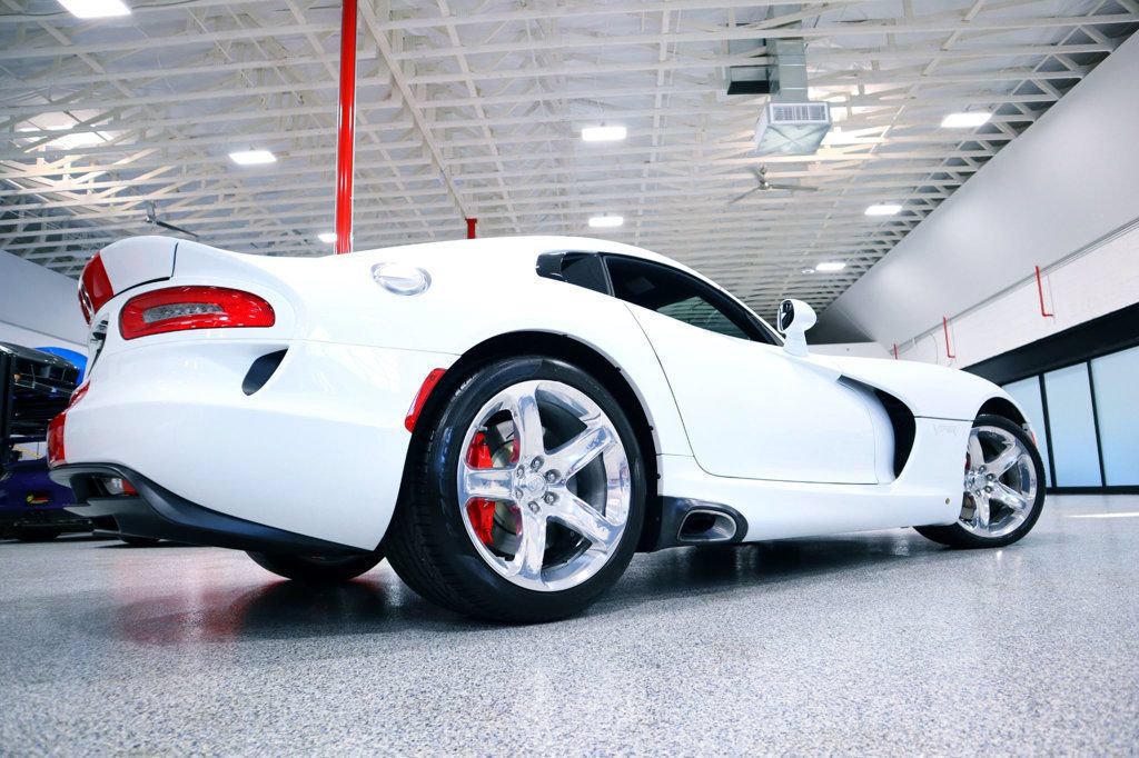 Used 2015 Dodge Viper SRT-10 w/ Quick Order Package 22J GT RWD image 15