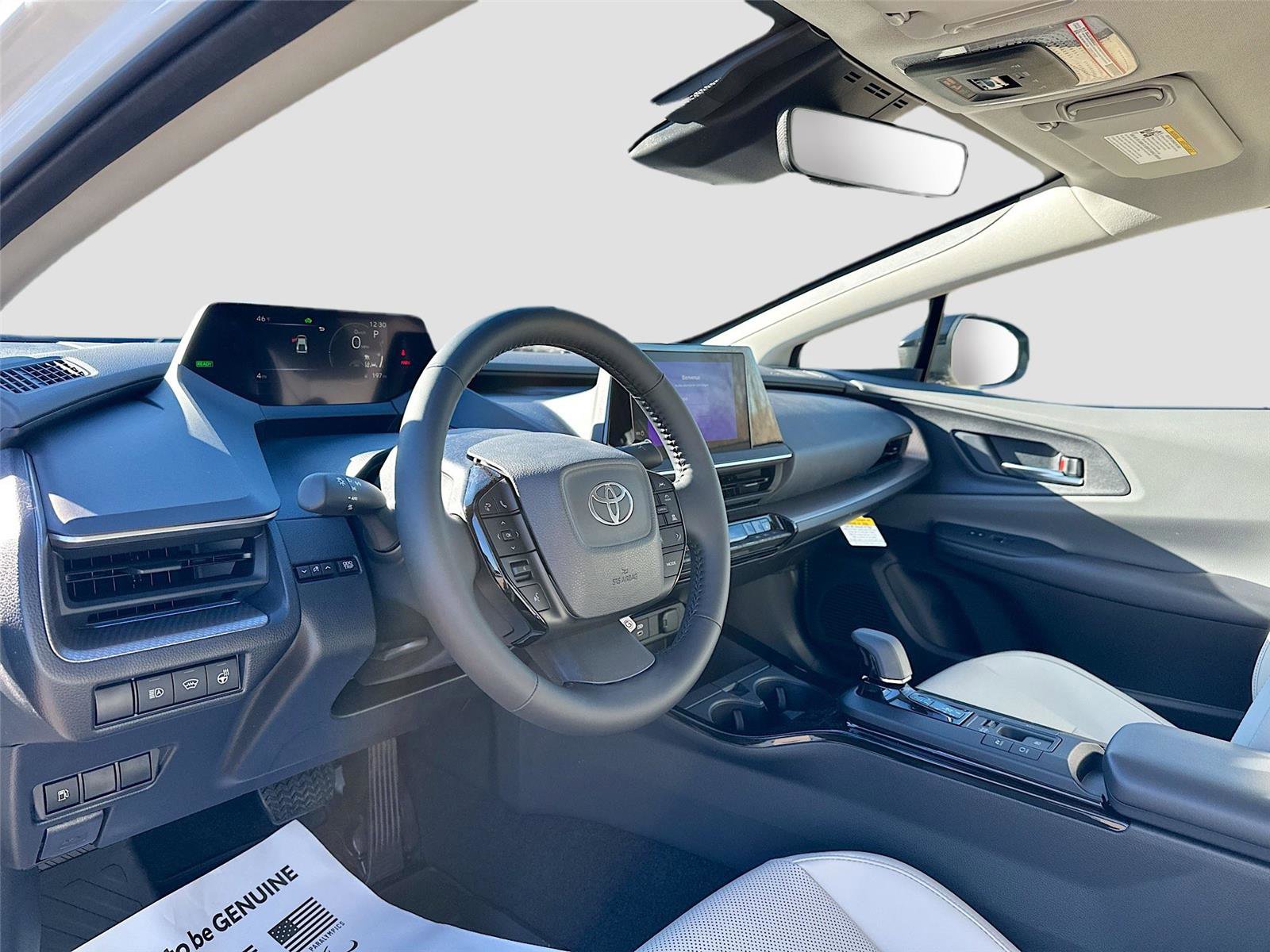 New 2026 Toyota Prius XLE image 9