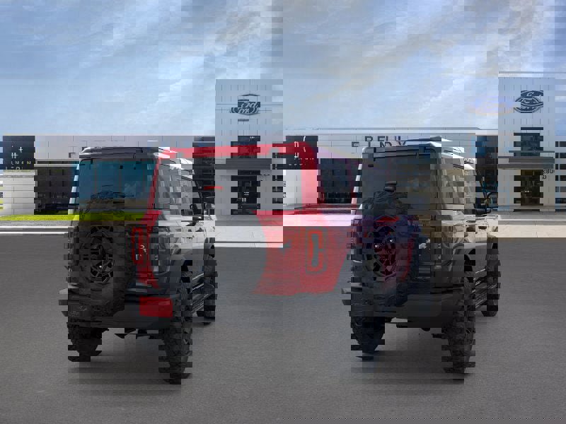 New 2026 Ford Bronco Outer Banks w/ Sasquatch Package image 8