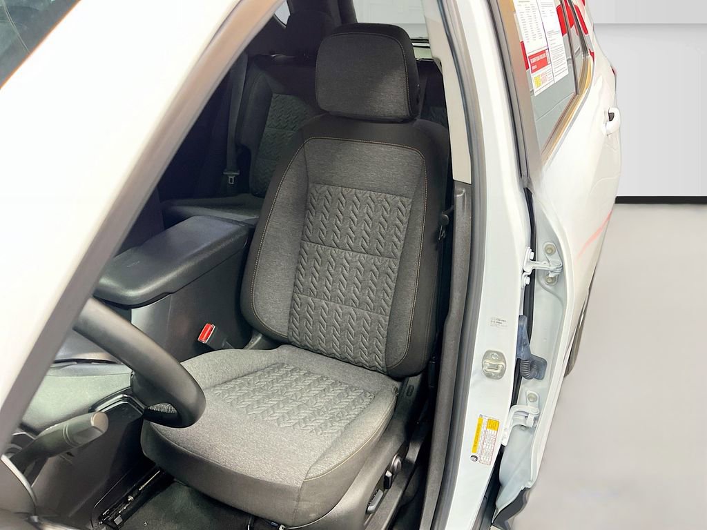 Used 2024 Chevrolet Equinox LT w/ LPO, Floor Liner Package AWD/4WD image 19