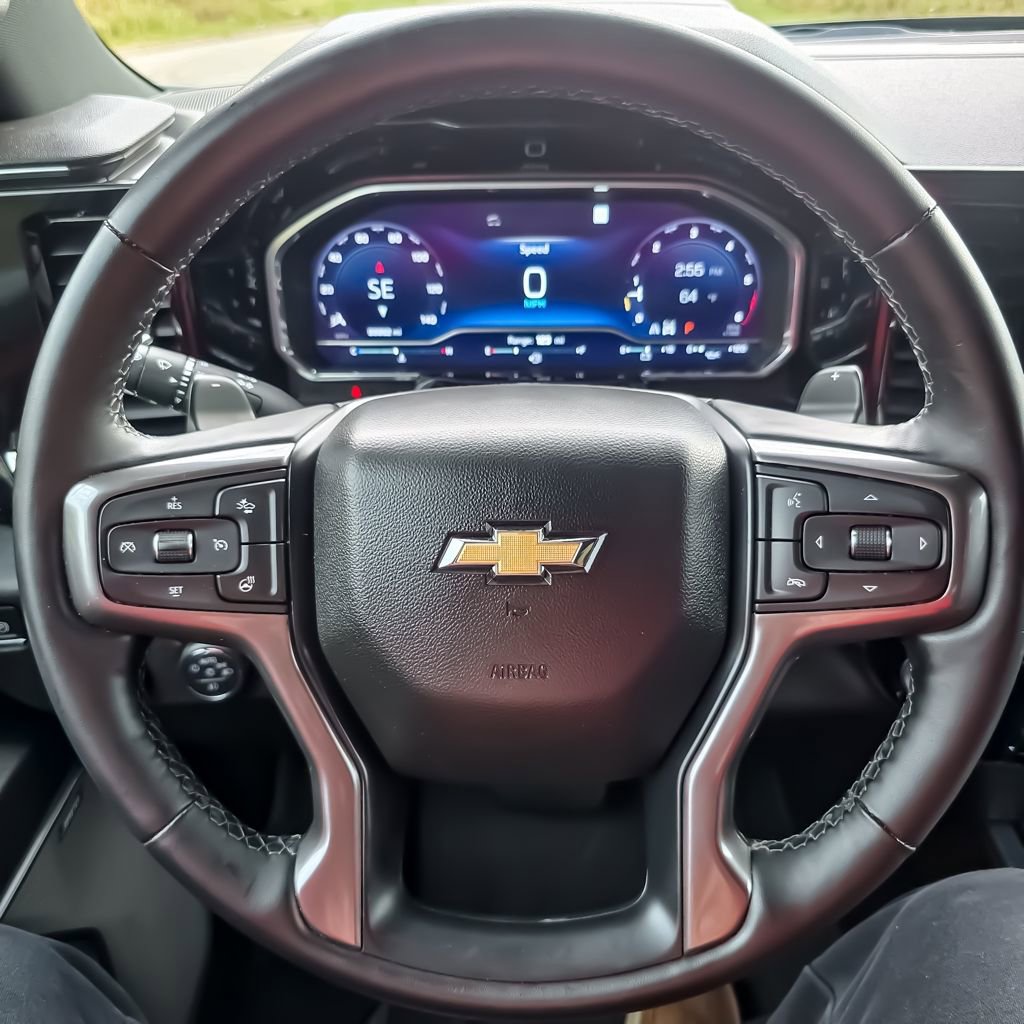 Used 2024 Chevrolet Silverado 1500 High Country w/ High Country Premium Package image 9