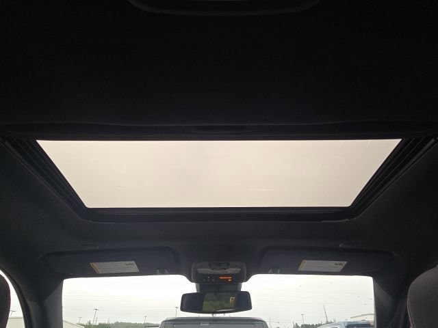 Used 2024 GMC Canyon AT4X image 35