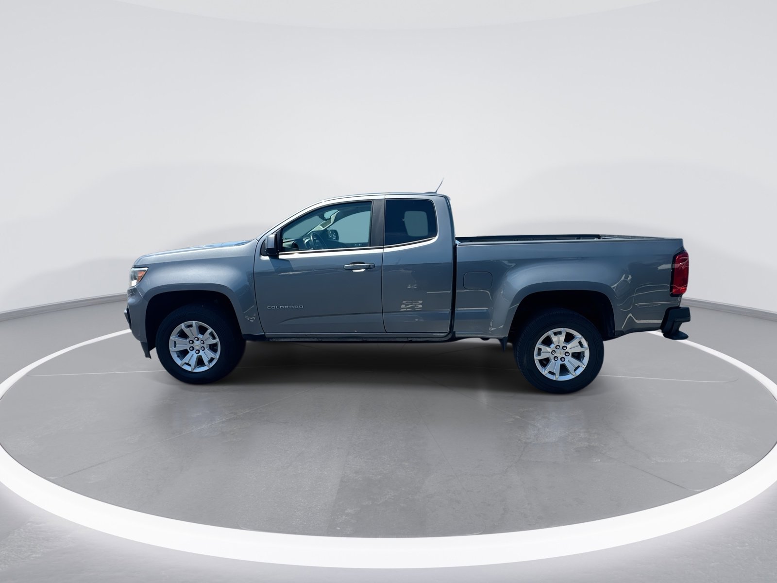Used 2022 Chevrolet Colorado LT w/ Fleet Safety Package RWD image 6