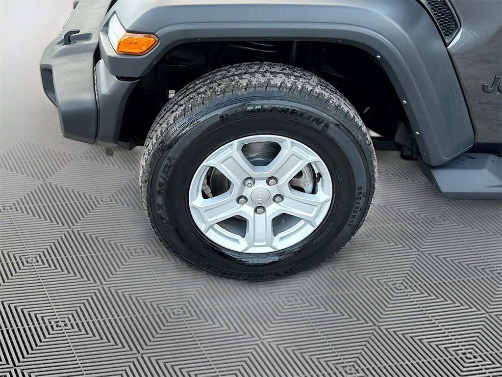 Used 2021 Jeep Wrangler Unlimited Sport image 33