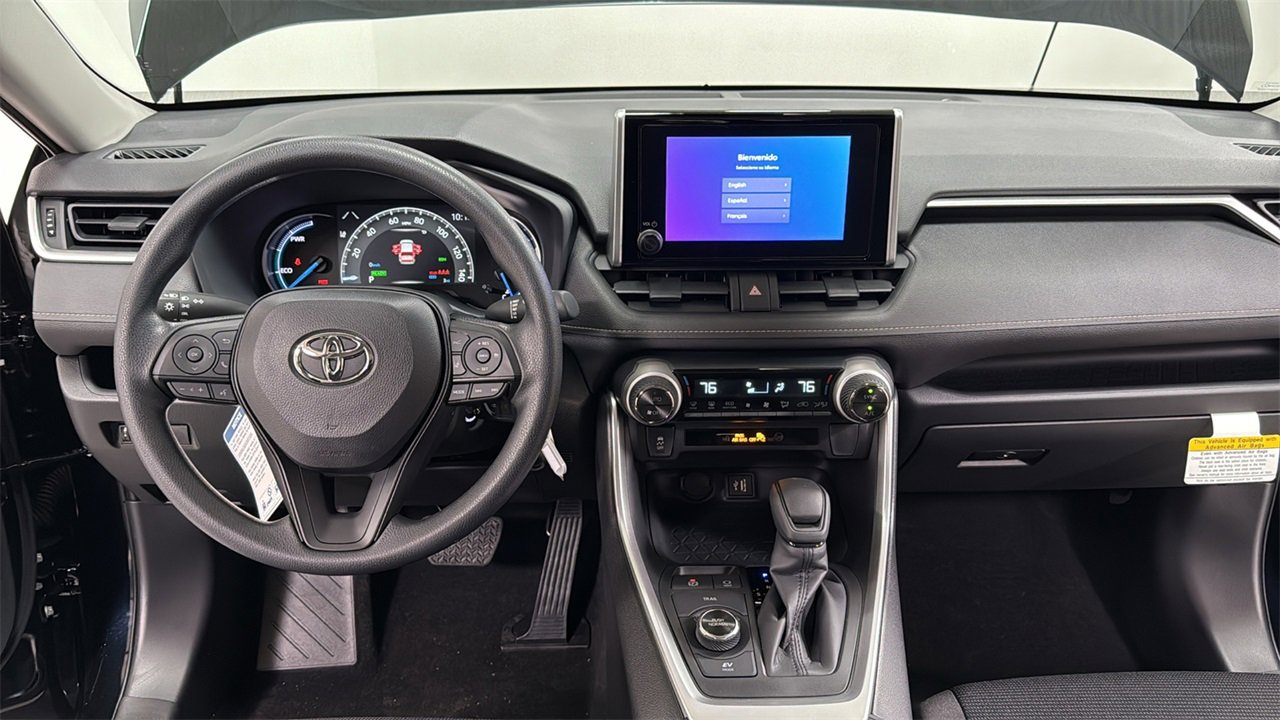 New 2025 Toyota RAV4 LE image 9