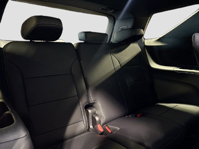 New 2026 Chevrolet Traverse LT FWD image 30