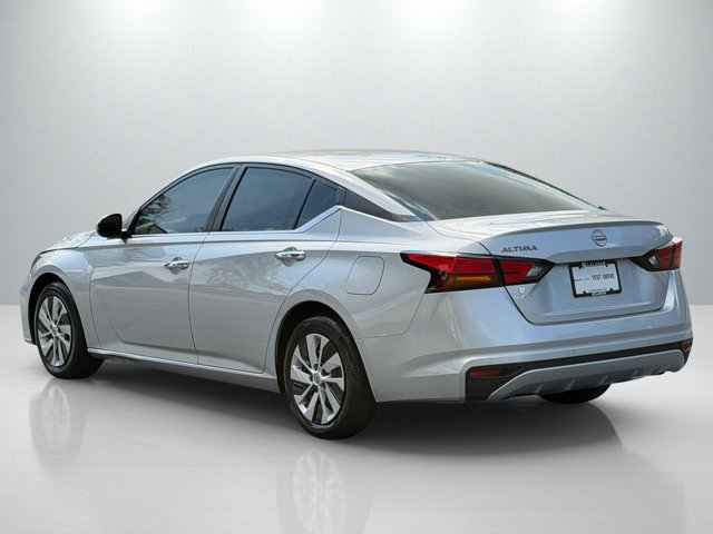 Used 2023 Nissan Altima 2.5 S FWD image 5