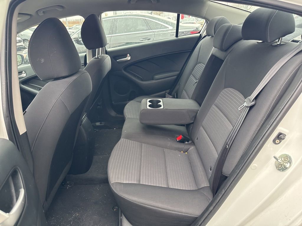 Used 2018 Kia Forte LX w/ LX Popular Package image 10