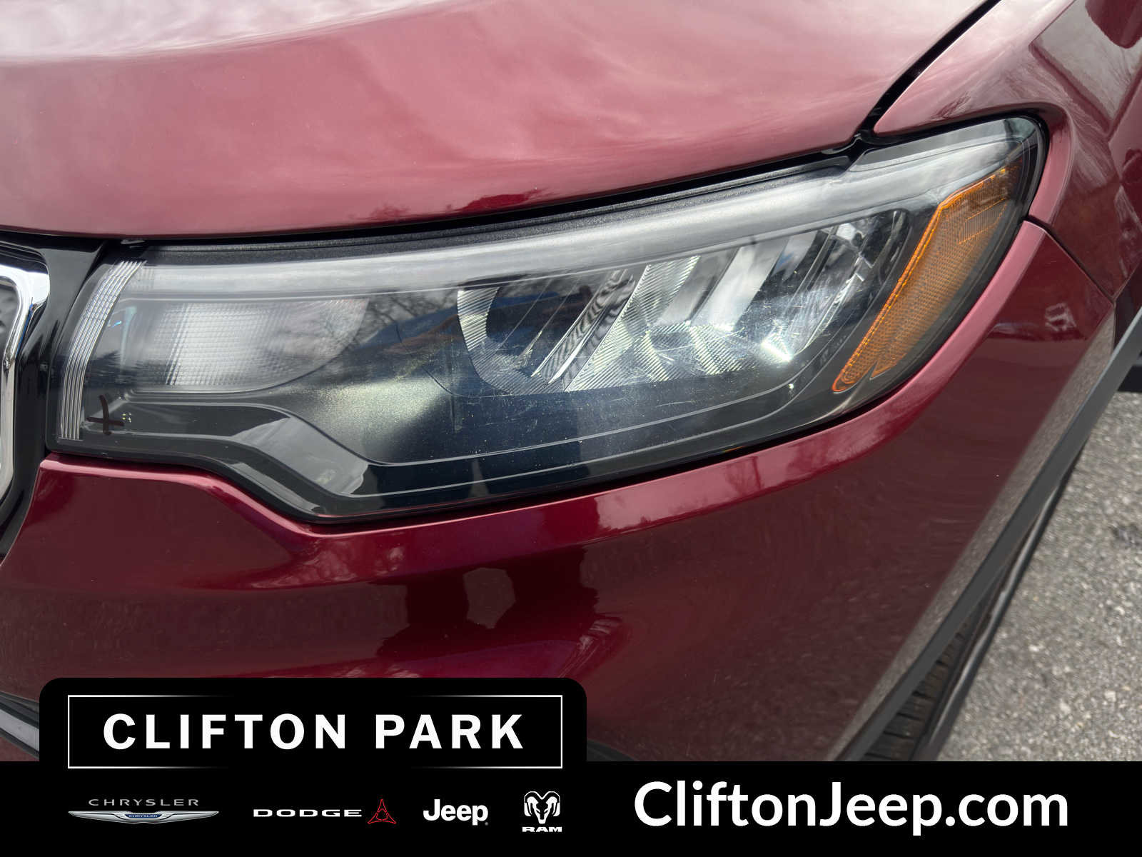 Used 2022 Jeep Compass Limited image 28