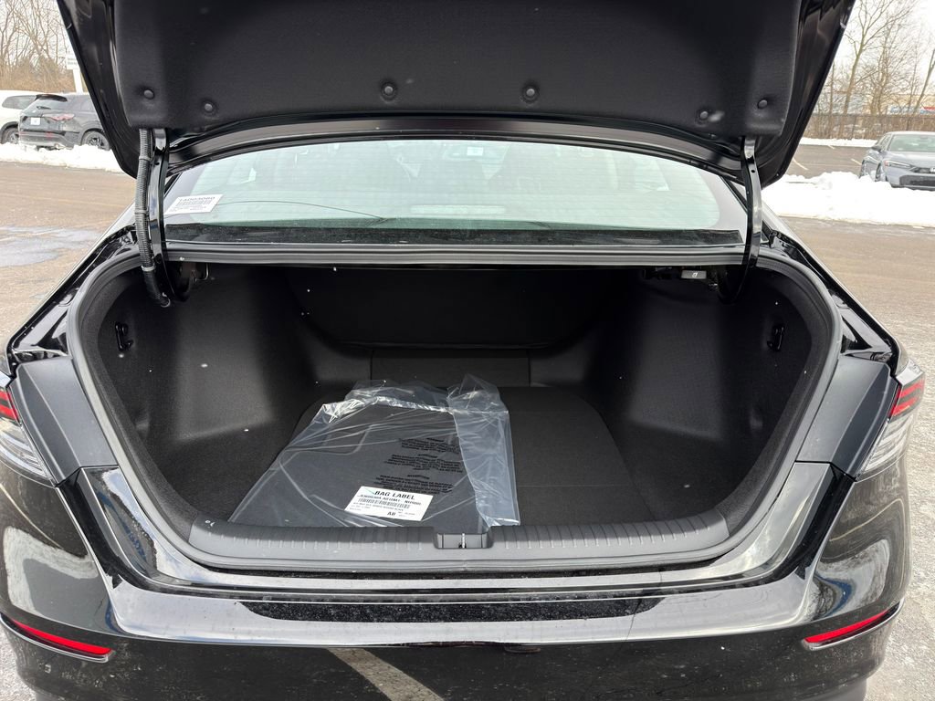 Used 2026 Honda Accord LX image 21