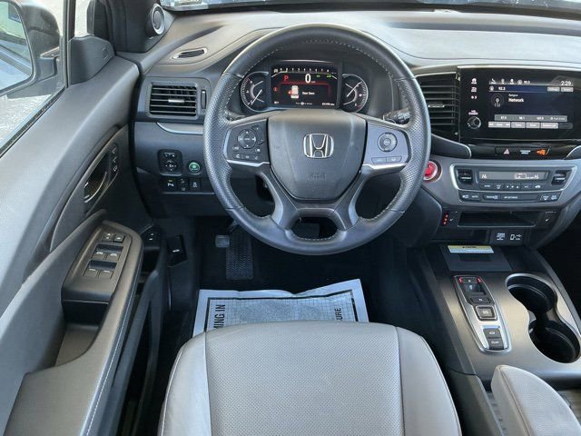 Used 2023 Honda Passport EX-L image 12