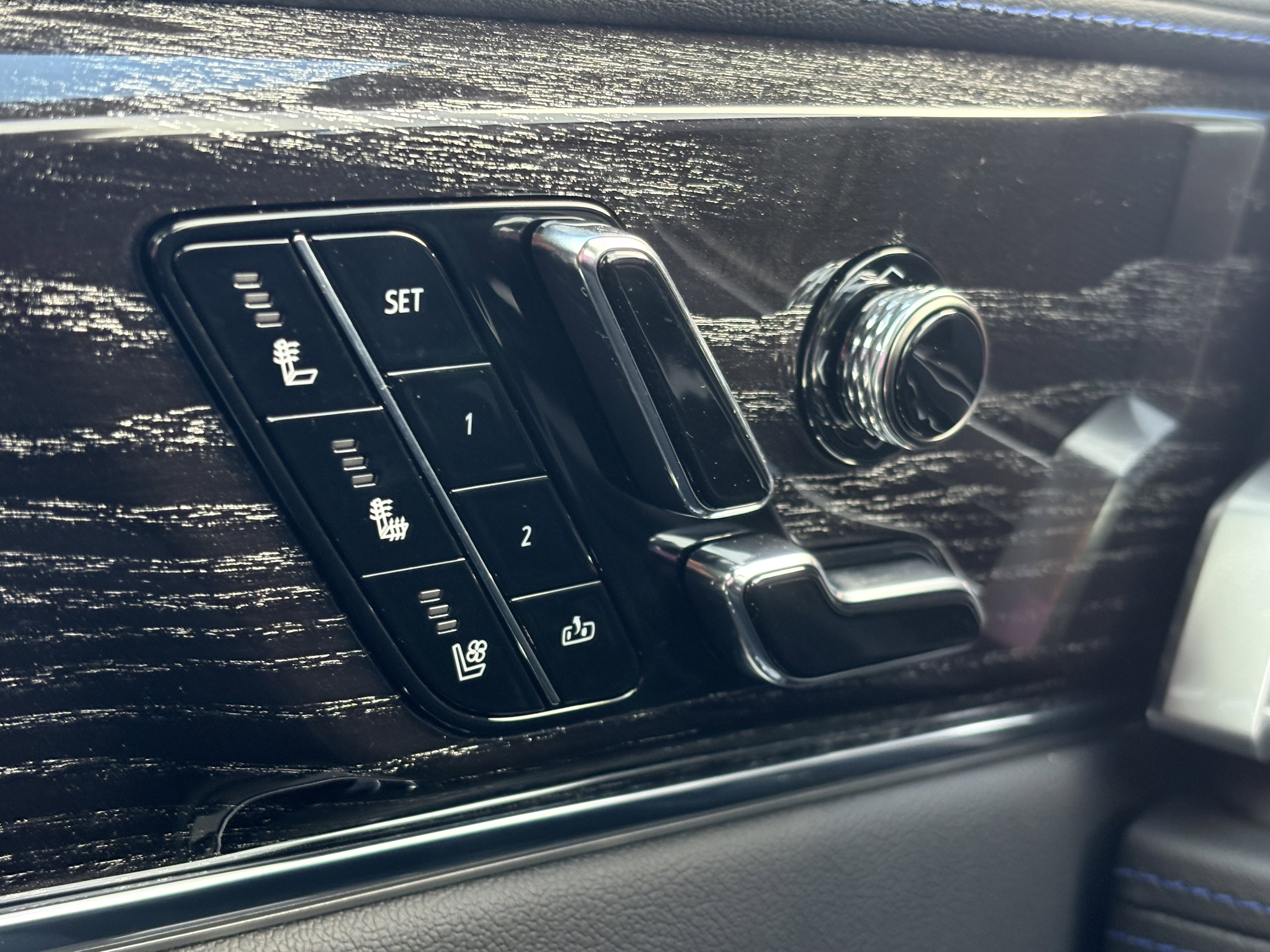 New 2026 Cadillac Escalade IQL Sport 1 image 34