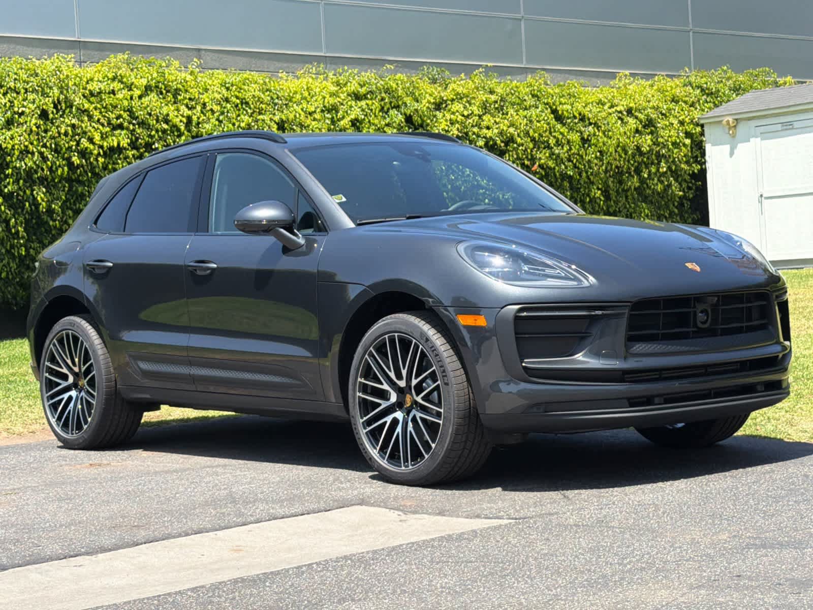 New 2026 Porsche Macan AWD/4WD image 10
