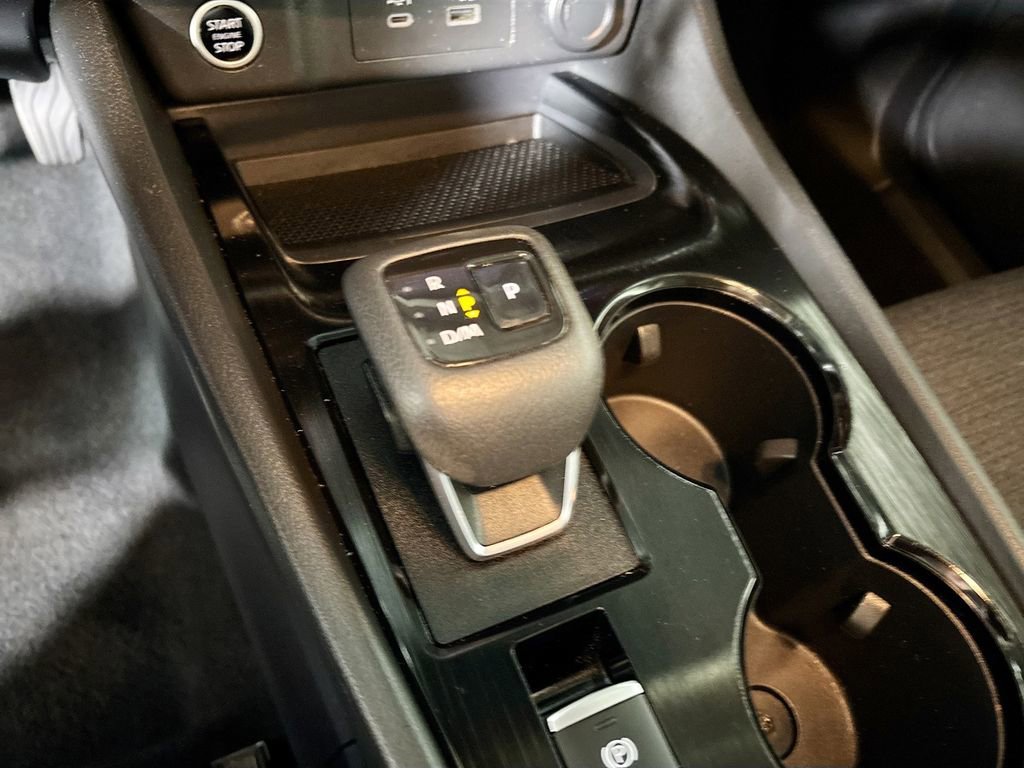 Used 2021 Nissan Rogue SV image 17