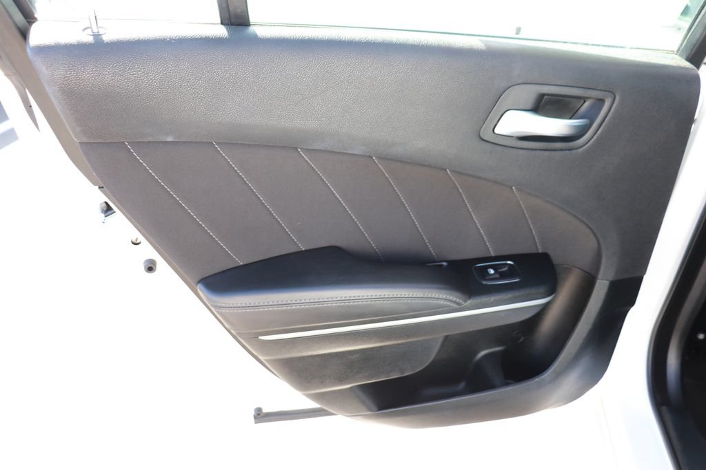 Used 2023 Dodge Charger SXT RWD image 12