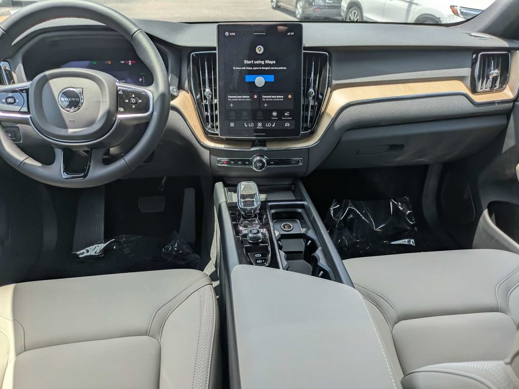 New 2026 Volvo XC60 T8 Core AWD/4WD image 16
