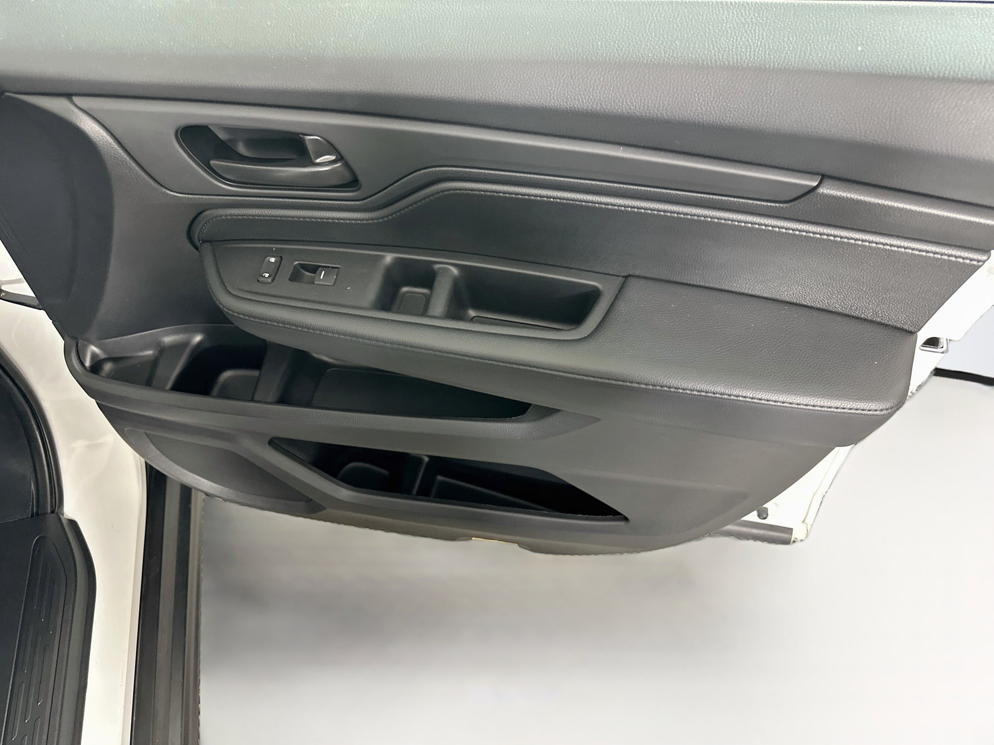 Used 2025 Honda Odyssey EX-L image 31