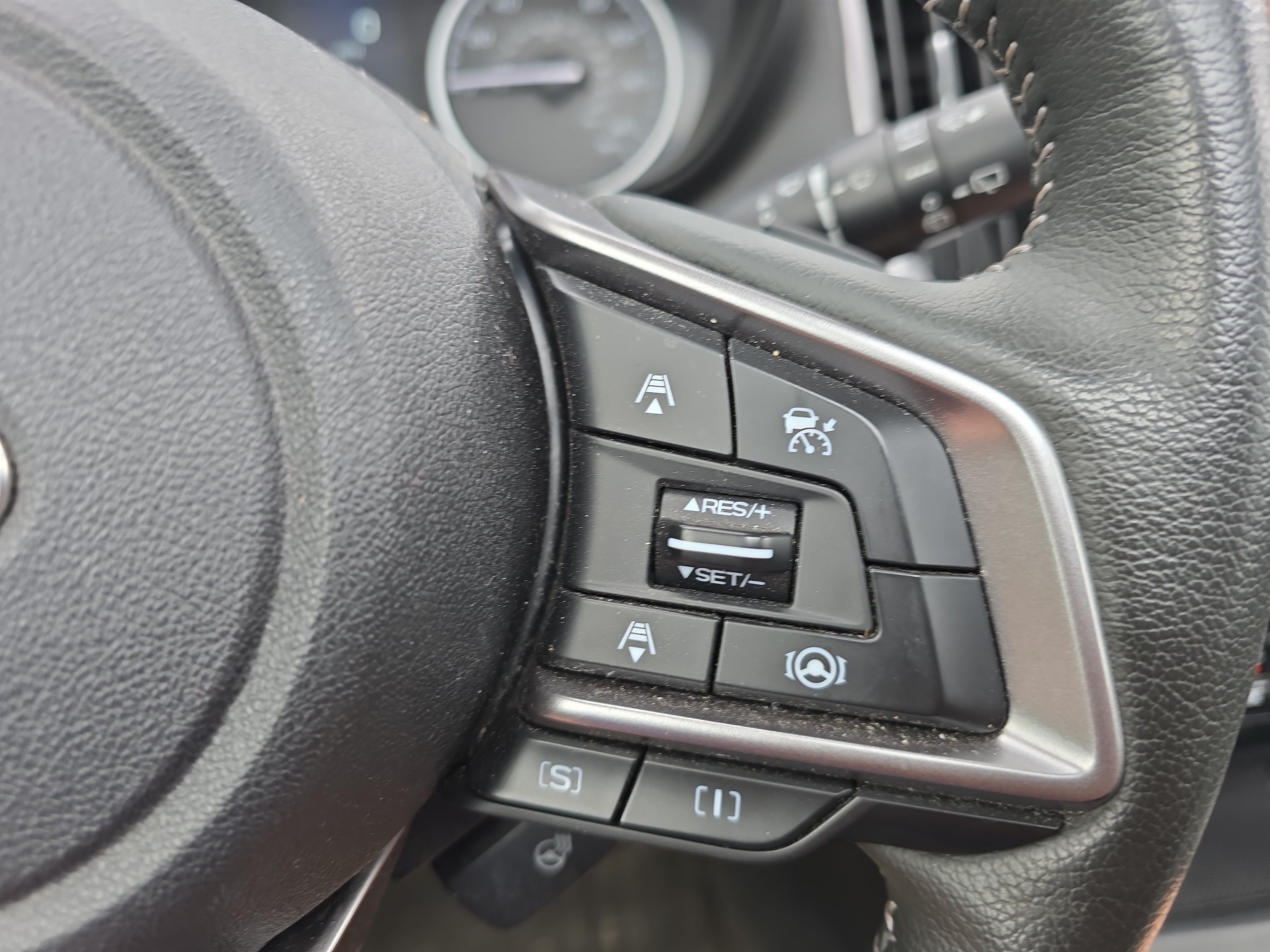 Used 2023 Subaru Forester Limited AWD/4WD image 27