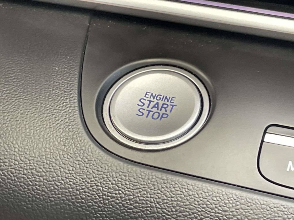 Certified 2024 Hyundai Elantra SEL FWD image 20
