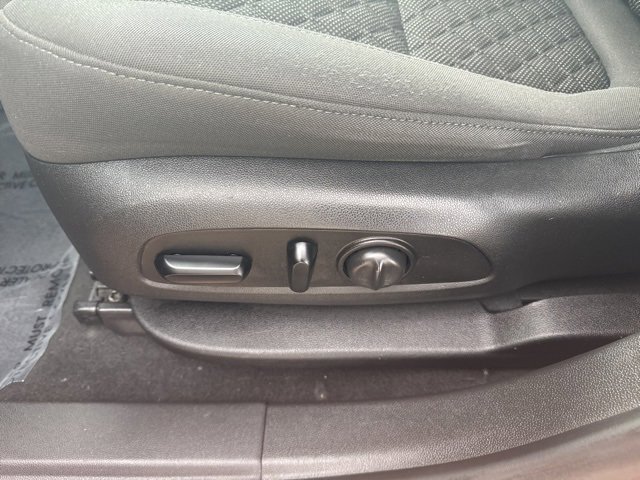 Used 2019 Chevrolet Blazer LT image 20