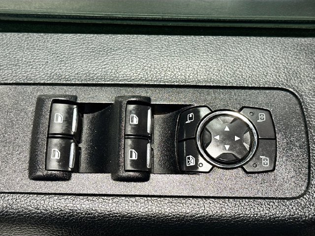Used 2019 Ford F150 Lariat w/ Equipment Group 502A Luxury AWD/4WD image 32