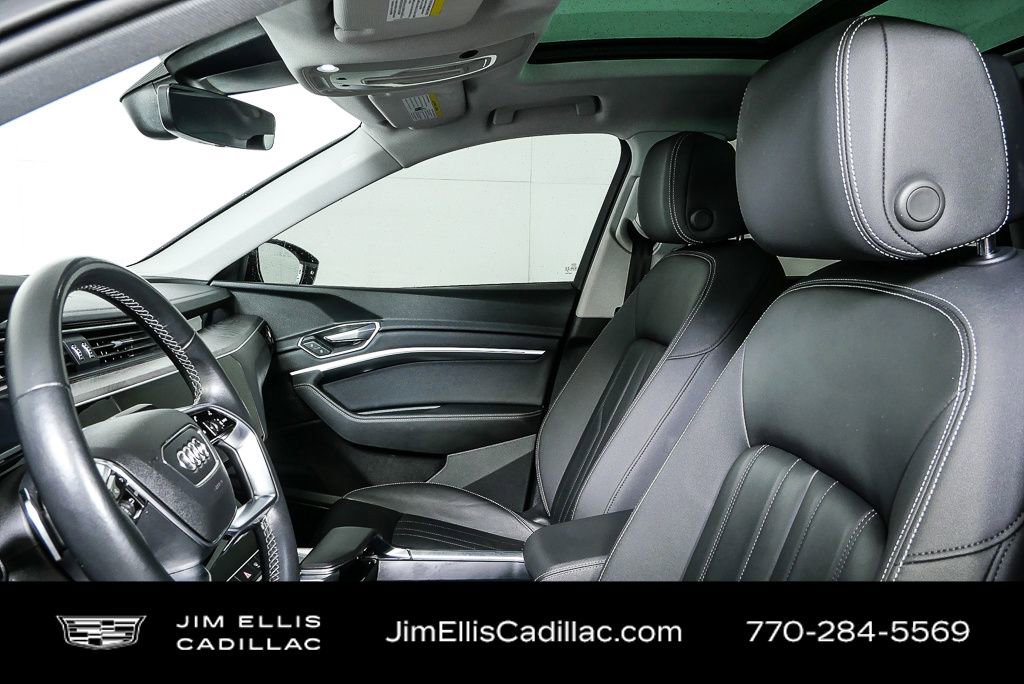 Used 2021 Audi e-tron Premium image 5