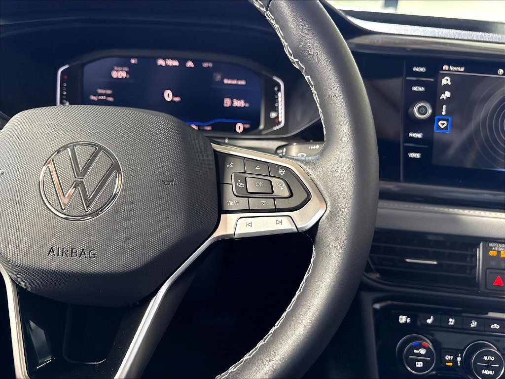 Used 2023 Volkswagen Taos SEL AWD/4WD image 14