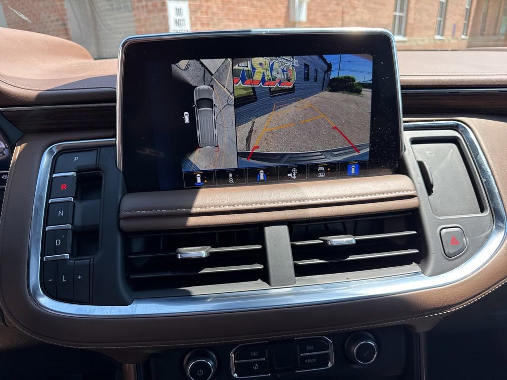 Used 2023 Chevrolet Suburban High Country AWD/4WD image 24